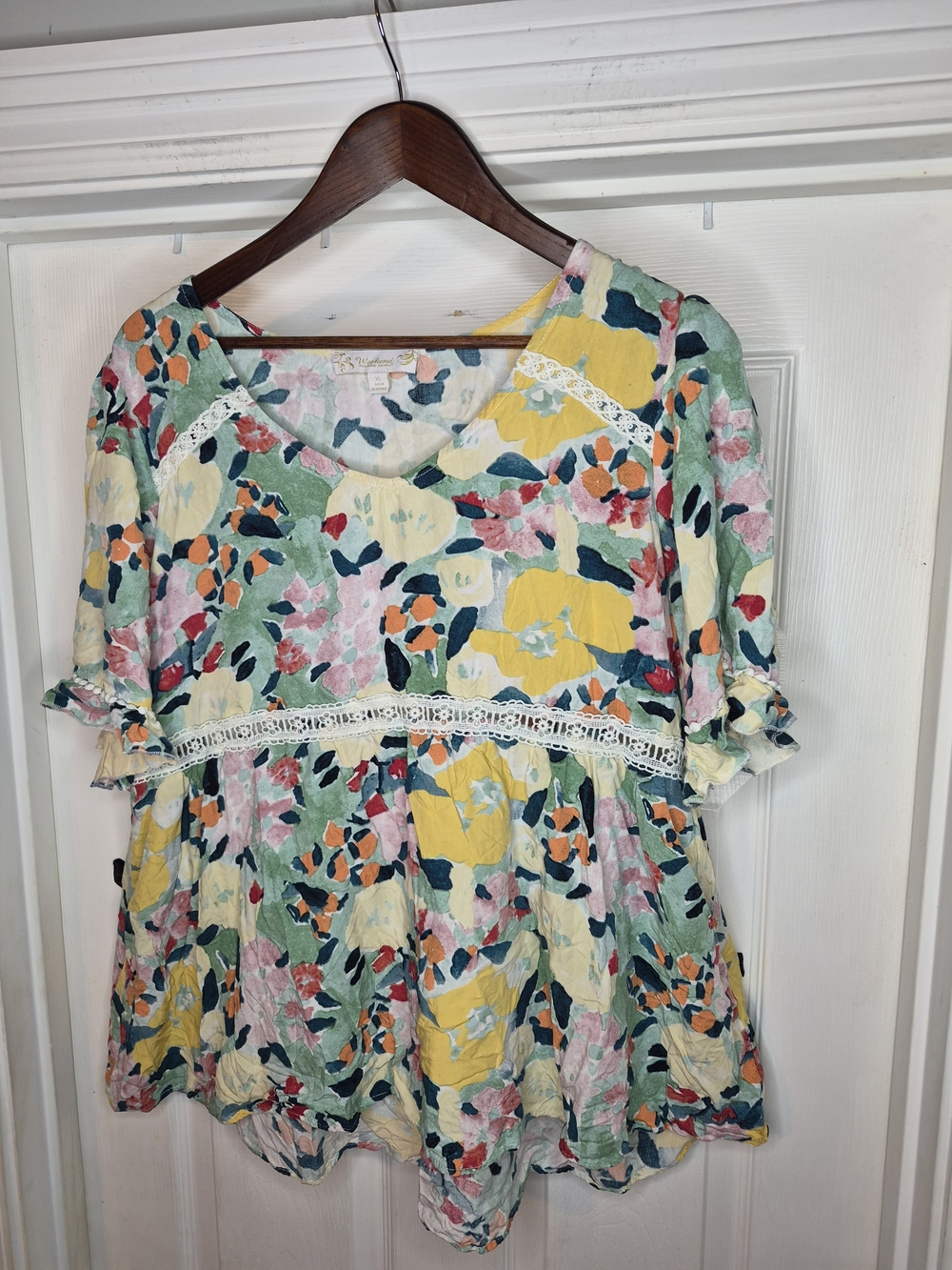 Suzanne Betro Floral Flowy Rop in Yellow, Green, Pink and Blue Xl